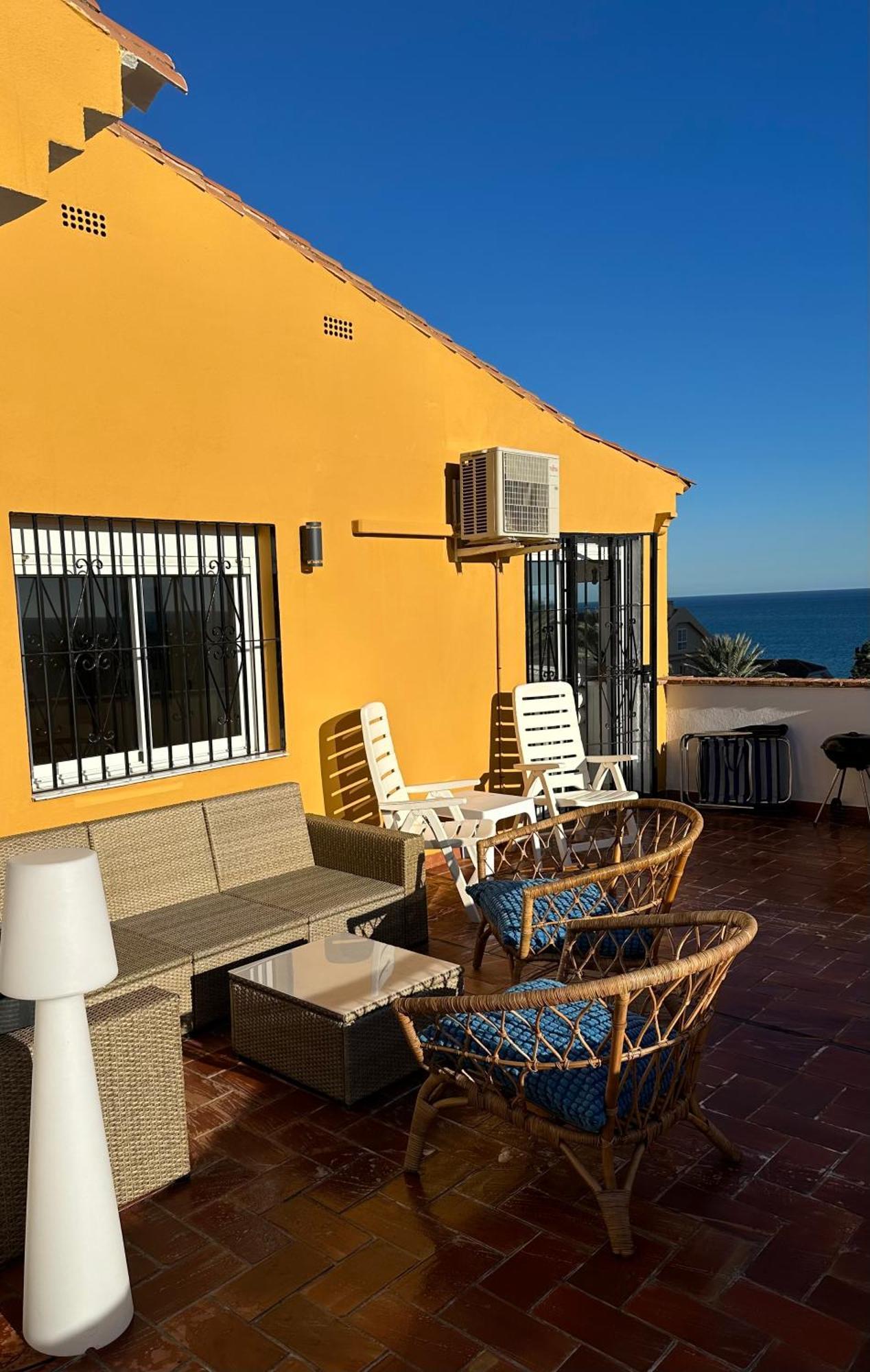 Penthouse In Costa, - Seaview - Pool - 40m2 Private Terrace - One Bedroom - Sleeping Alcove