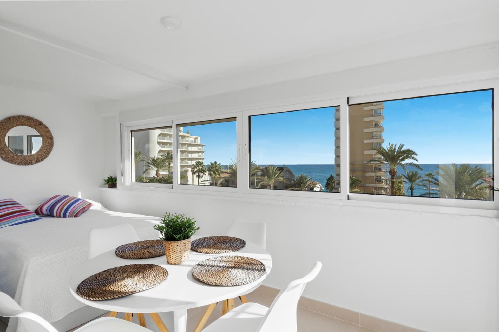 Penthouse In Costa, - Seaview - Pool - 40m2 Private Terrace - One Bedroom - Sleeping Alcove Holiday home *
