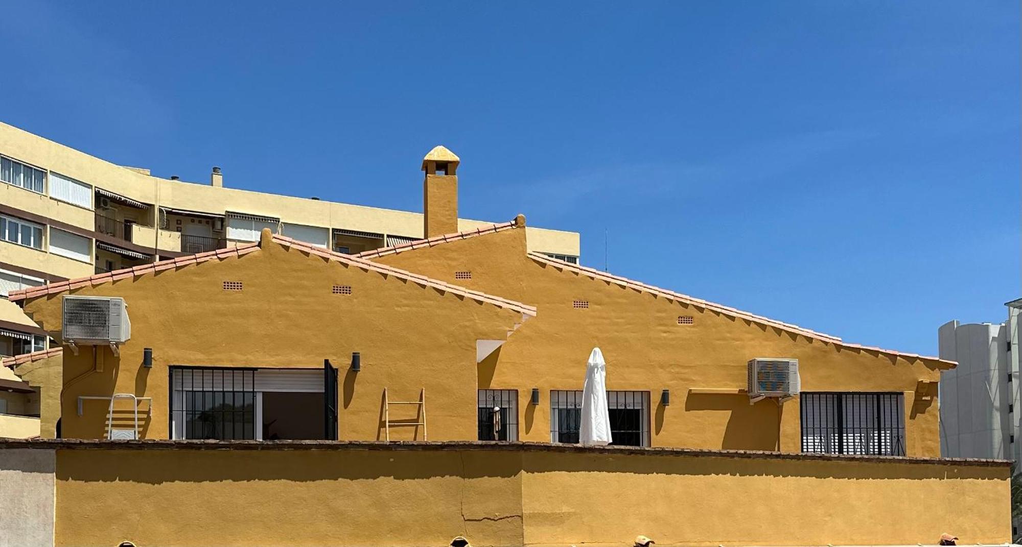 Holiday home Penthouse In Costa, - Seaview - Pool - 40m2 Private Terrace - One Bedroom - Sleeping Alcove