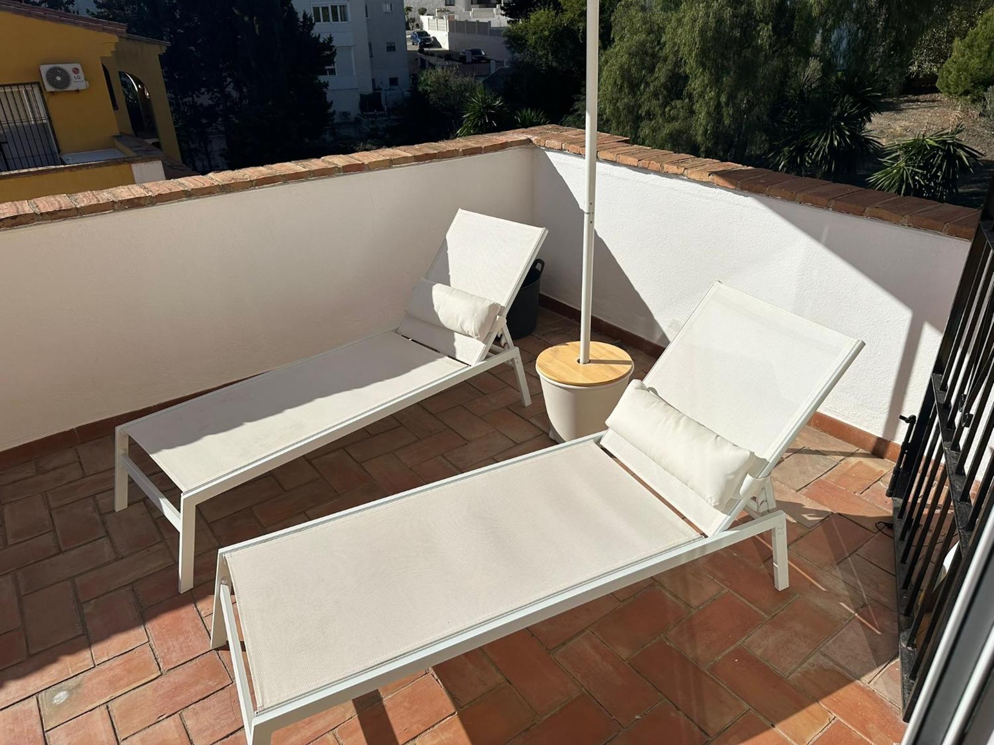 Penthouse In Costa, - Seaview - Pool - 40m2 Private Terrace - One Bedroom - Sleeping Alcove Holiday home